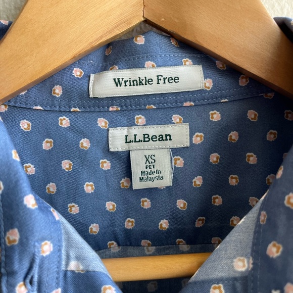 L.L. Bean blue floral 3/4 button front top - Picture 2 of 5